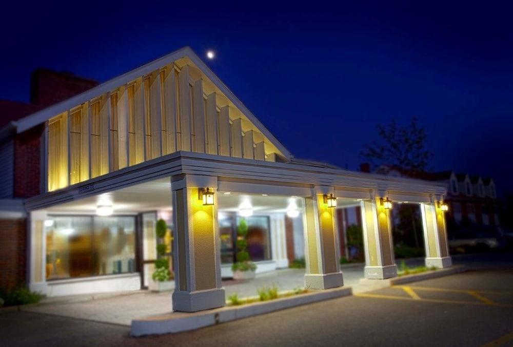 Ramada By Wyndham Seekonk Providence Area Exterior foto