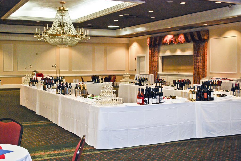 Ramada By Wyndham Seekonk Providence Area Exterior foto