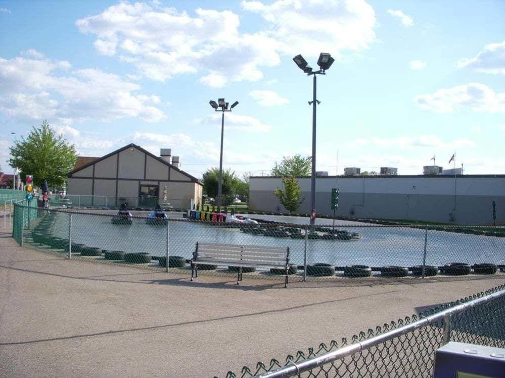 Ramada By Wyndham Seekonk Providence Area Exterior foto